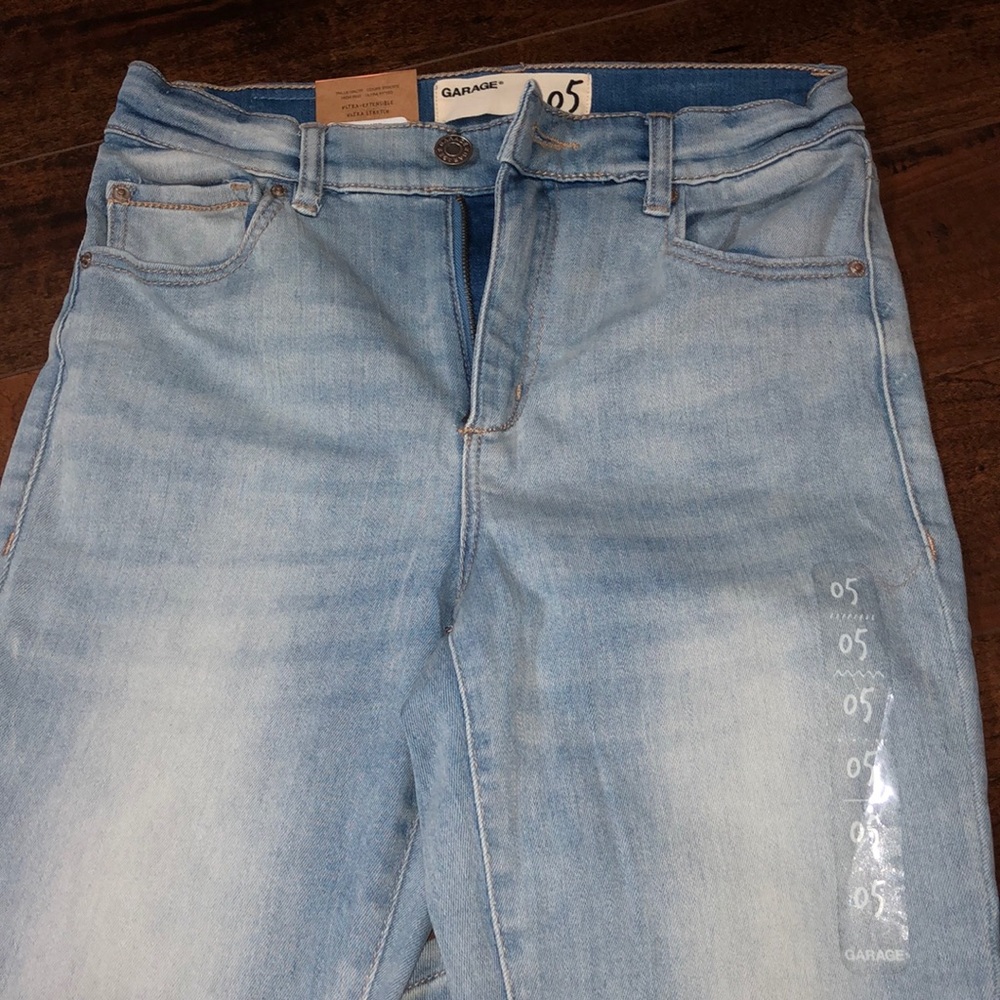 Denim High Rise Jeans - Picture 1 of 4